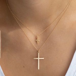 ✨✨Extra Tiny Cross Necklace✨✨